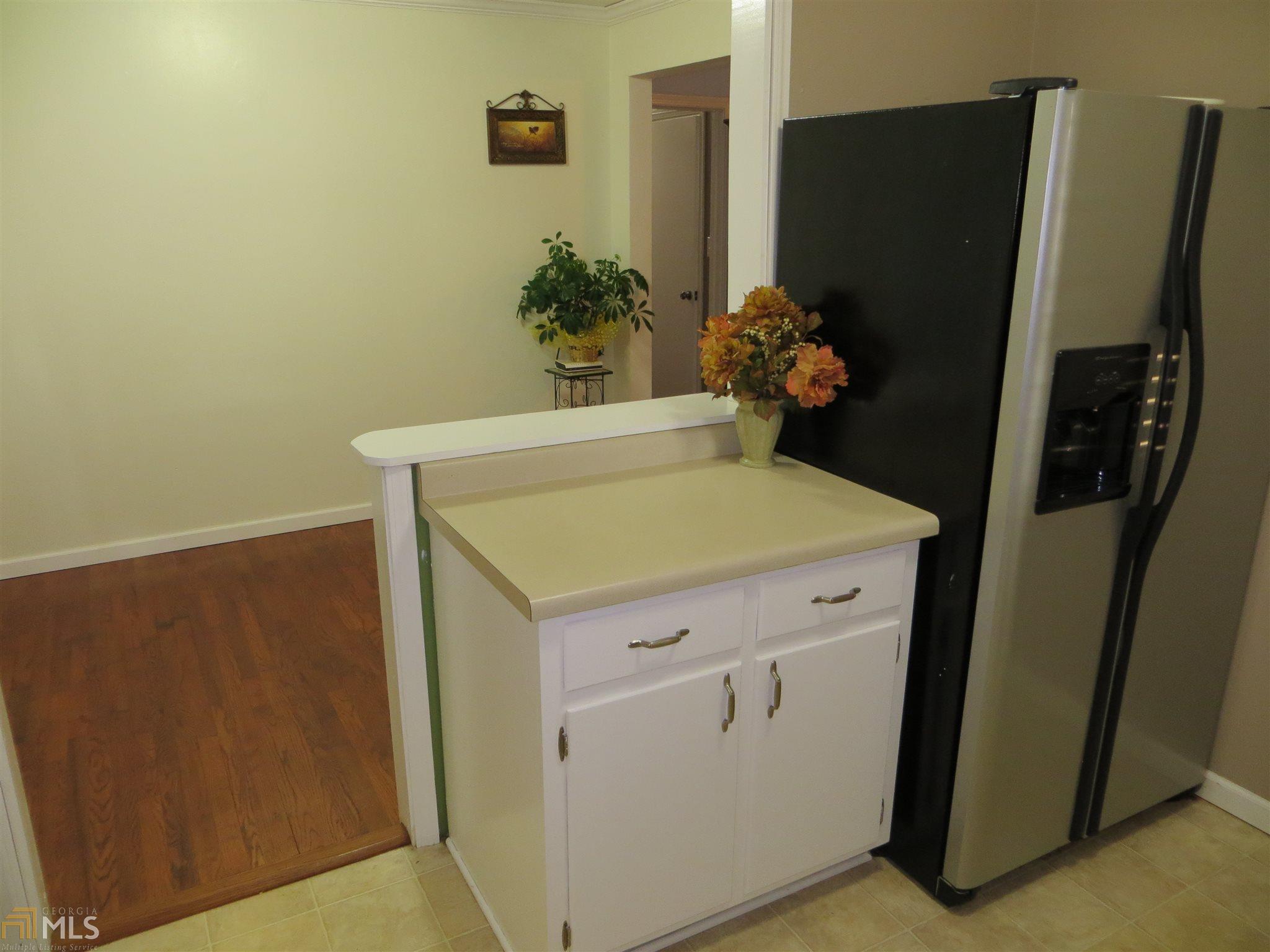345 Wilson Dr, Commerce, GA 30529 photo 8