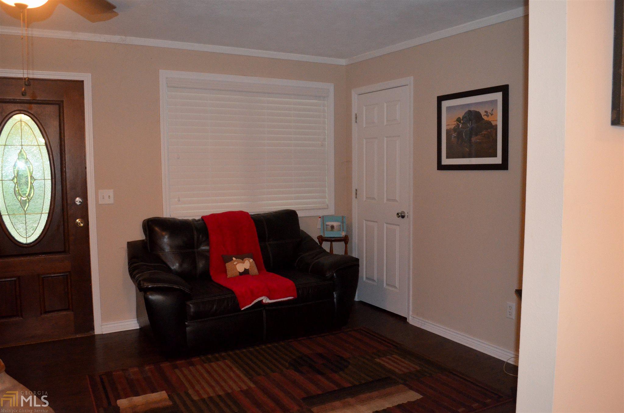 57 Minish Dr, Commerce, GA 30529 photo 3