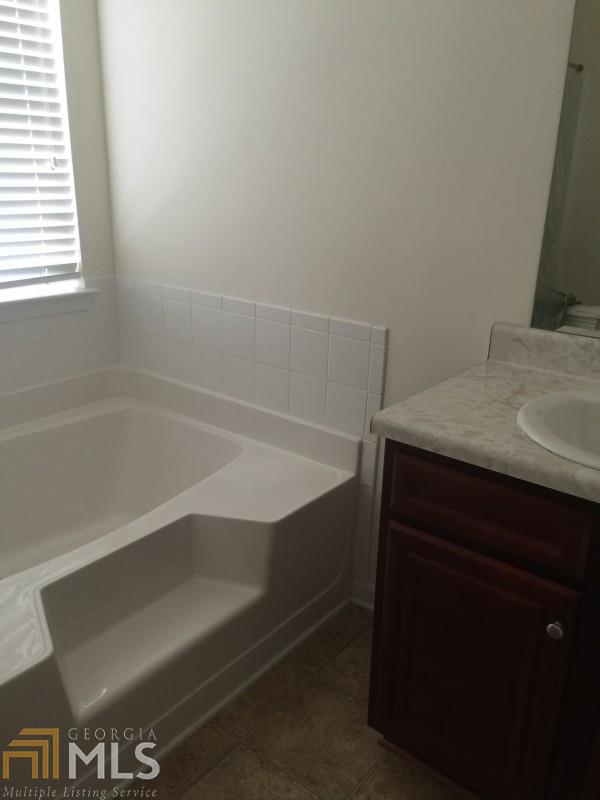 70 Colser Dr, Covington, GA 30016 photo 4