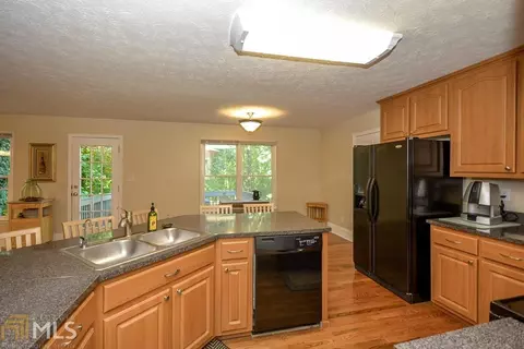 2889 Cardinal Trce, Duluth, GA 30096 photo 3