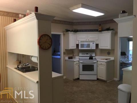 137 Taylor Len Dr, Lagrange, GA 30240 photo 2