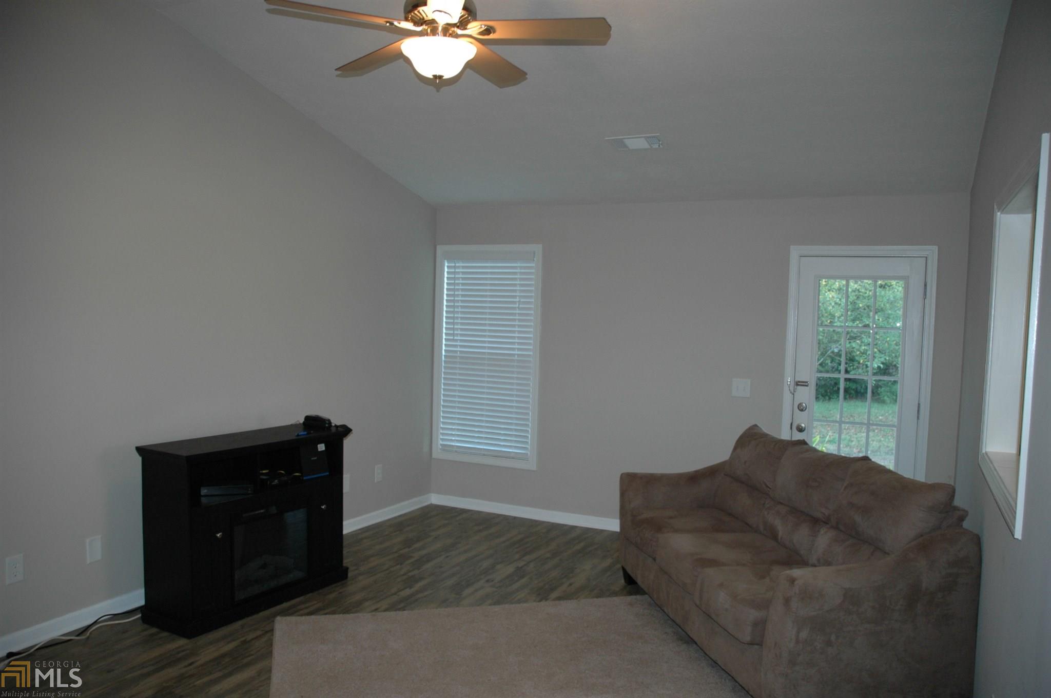 216 Cosby Dr, Lagrange, GA 30240 photo 4