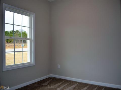295 Mcgiboney Ln, Covington, GA 30016 photo 4
