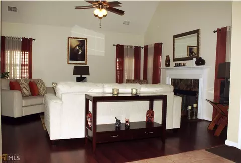 40 Collins Trce, Covington, GA 30016 photo 6