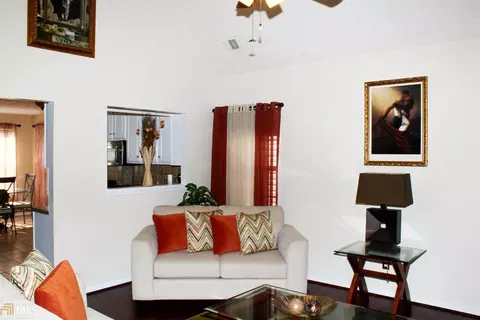 40 Collins Trce, Covington, GA 30016 photo 4