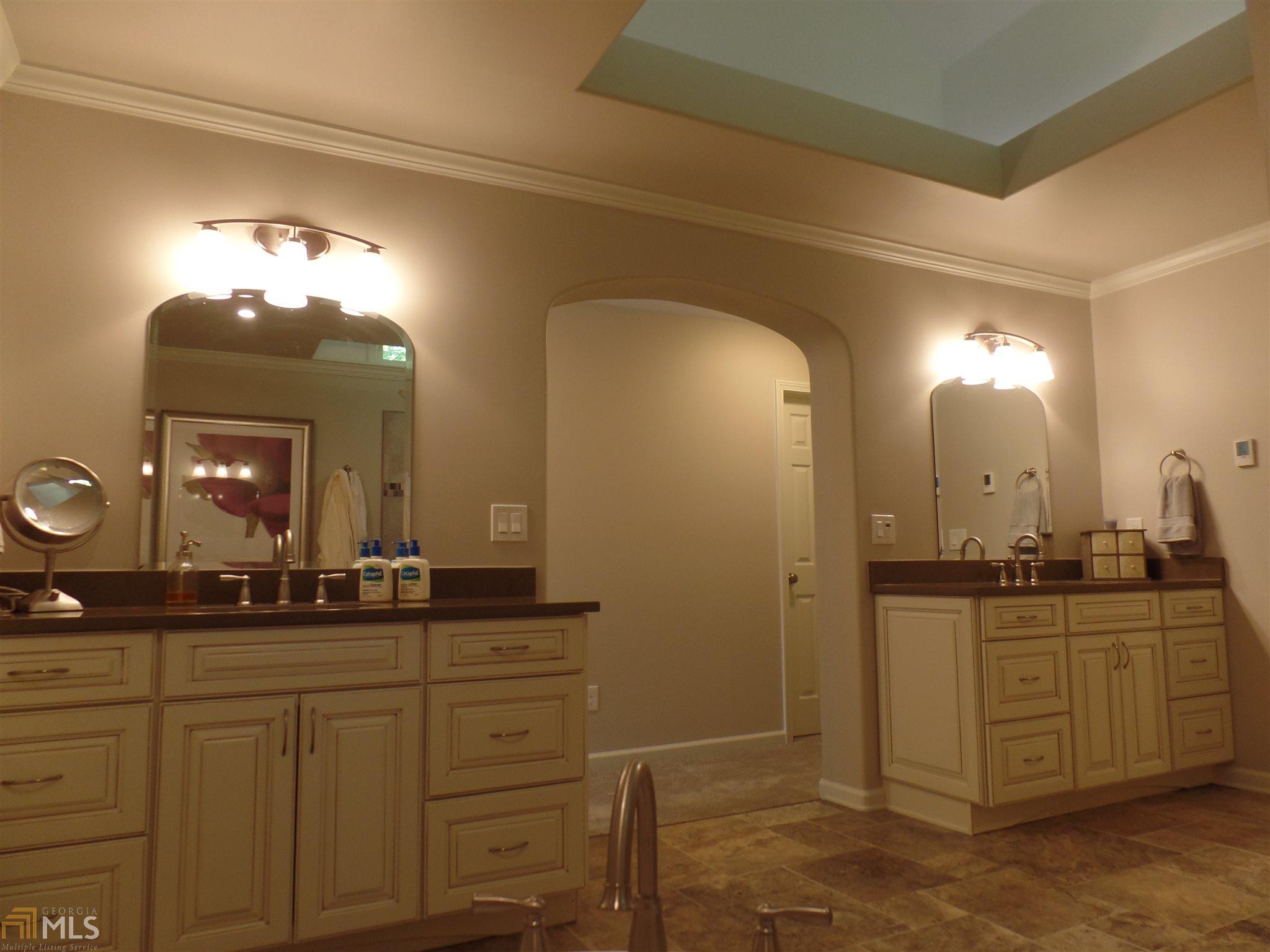 1323 Riverview Run Ln, Suwanee, GA 30024 photo 14