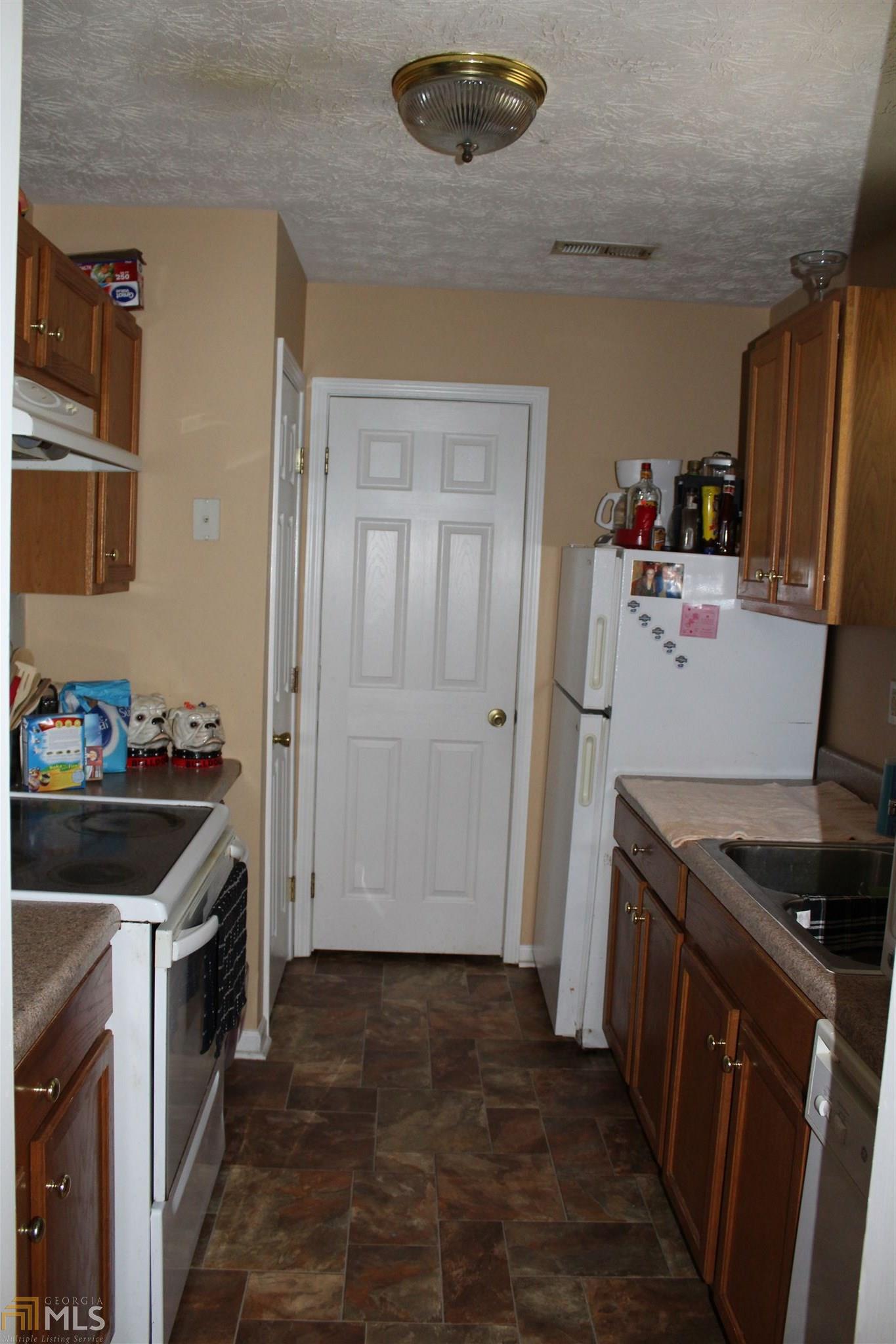 241 Barber St, Commerce, GA 30529 photo 4