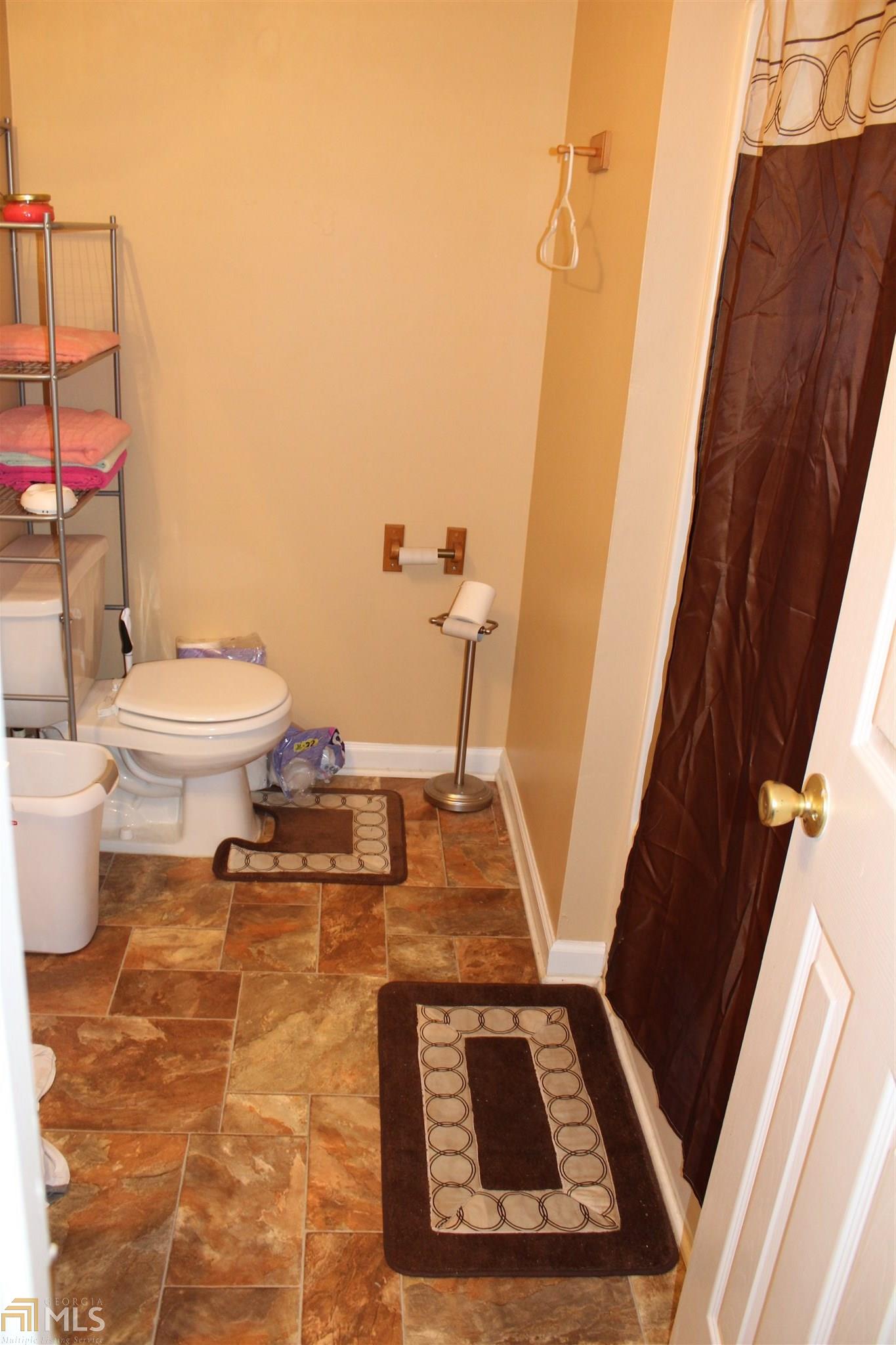241 Barber St, Commerce, GA 30529 photo 8