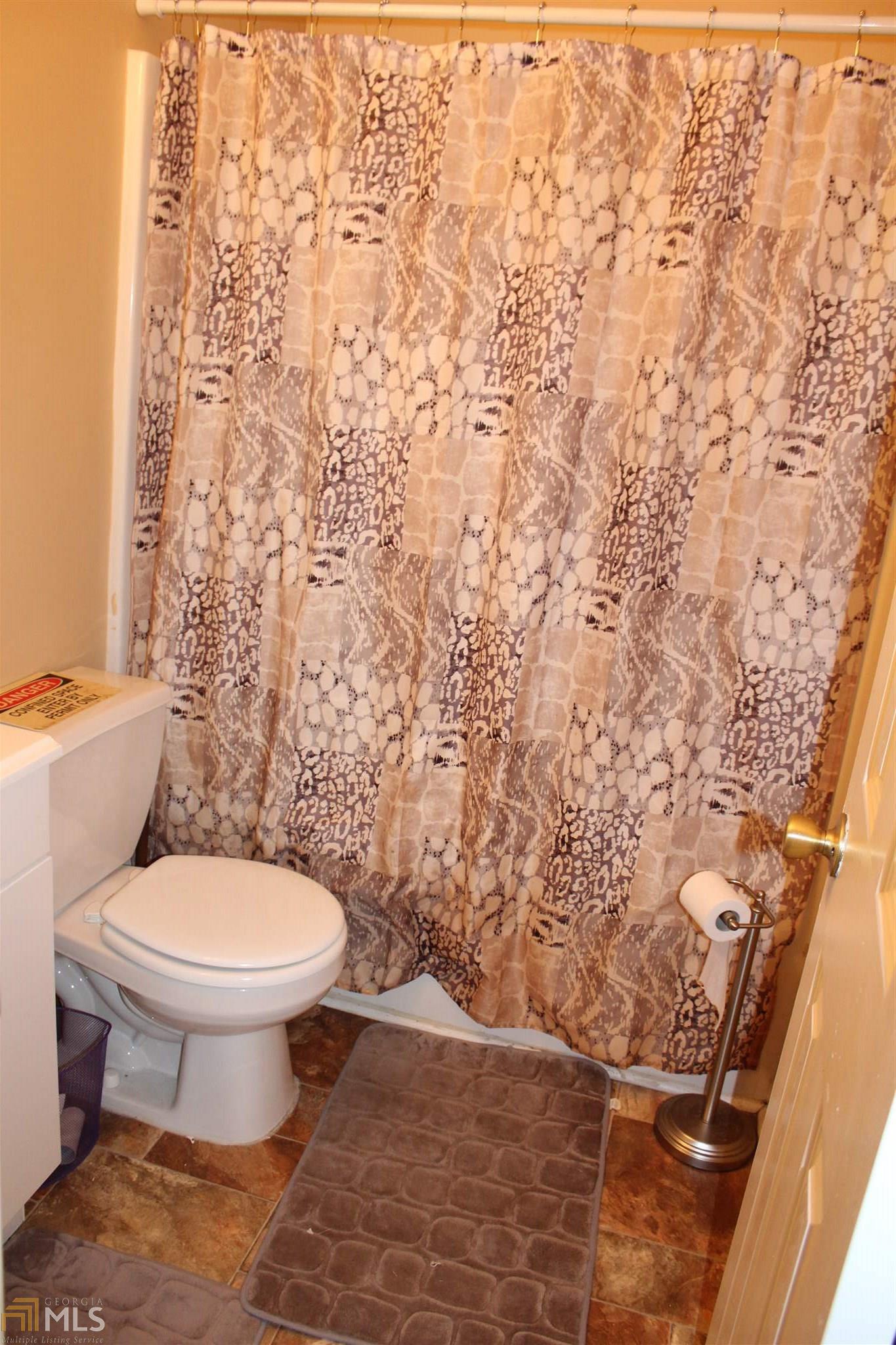 241 Barber St, Commerce, GA 30529 photo 5