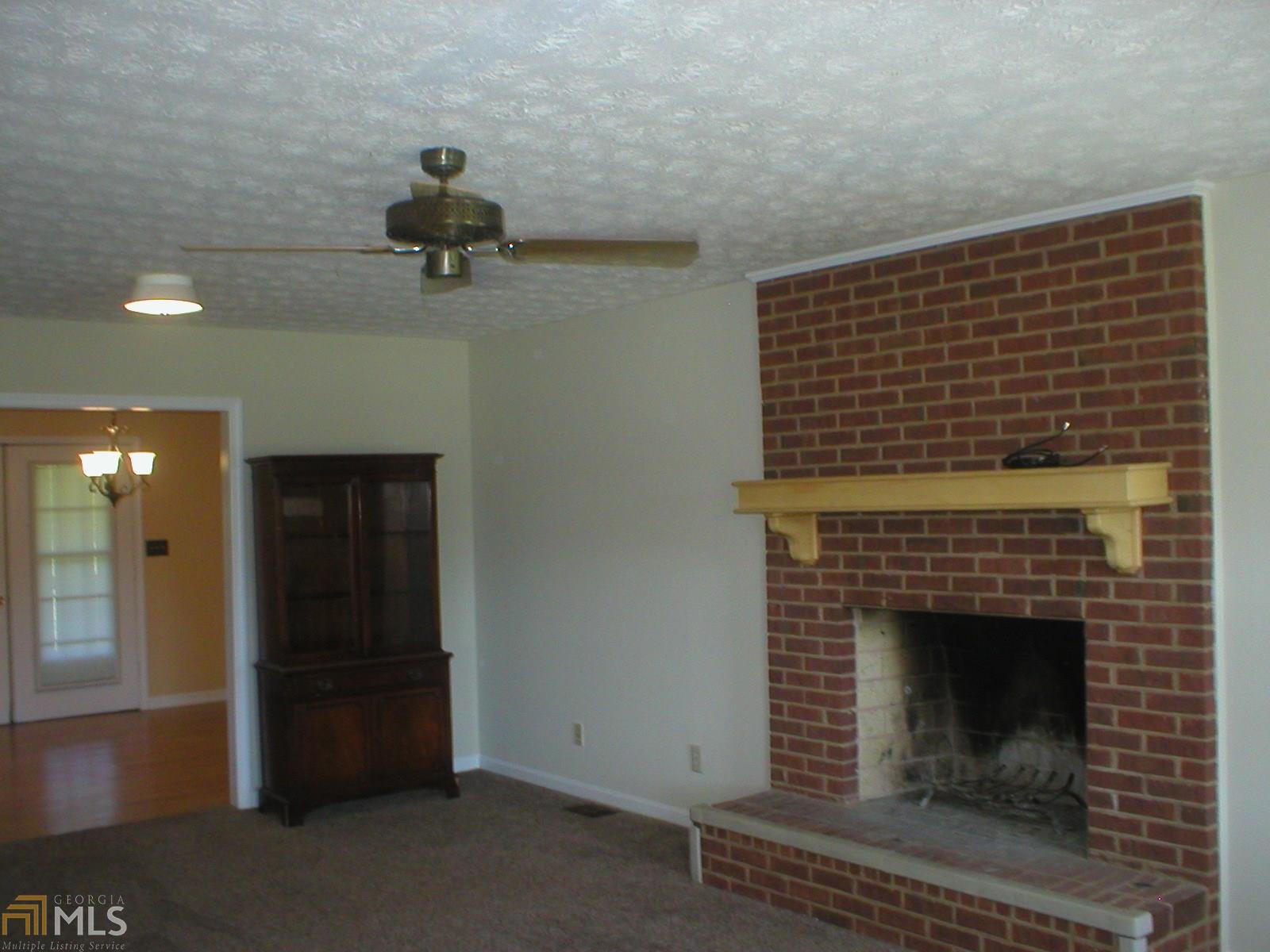 816 Dixie Rd, Covington, GA 30014 photo 2