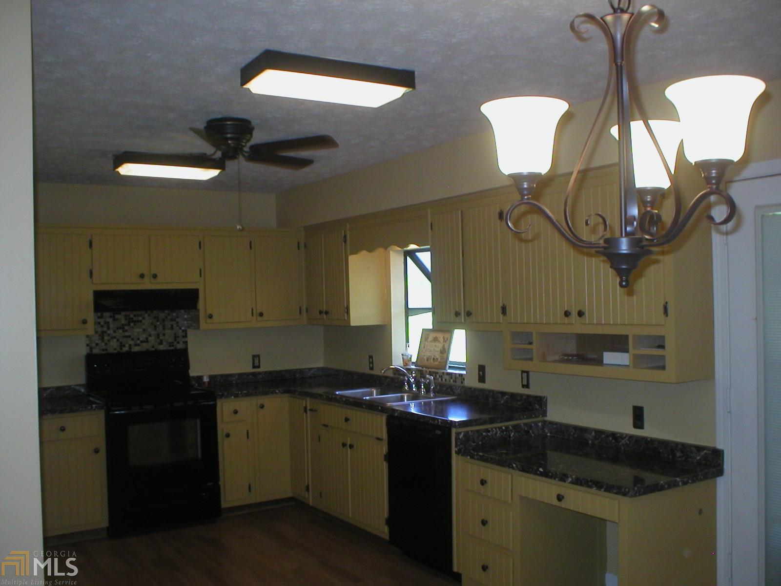 816 Dixie Rd, Covington, GA 30014 photo 3