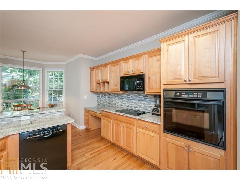 208 Forestview Dr, Suwanee, GA 30024 photo 8