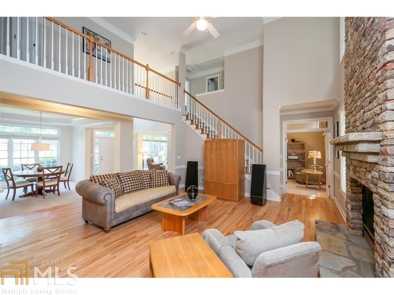 208 Forestview Dr, Suwanee, GA 30024 photo 5