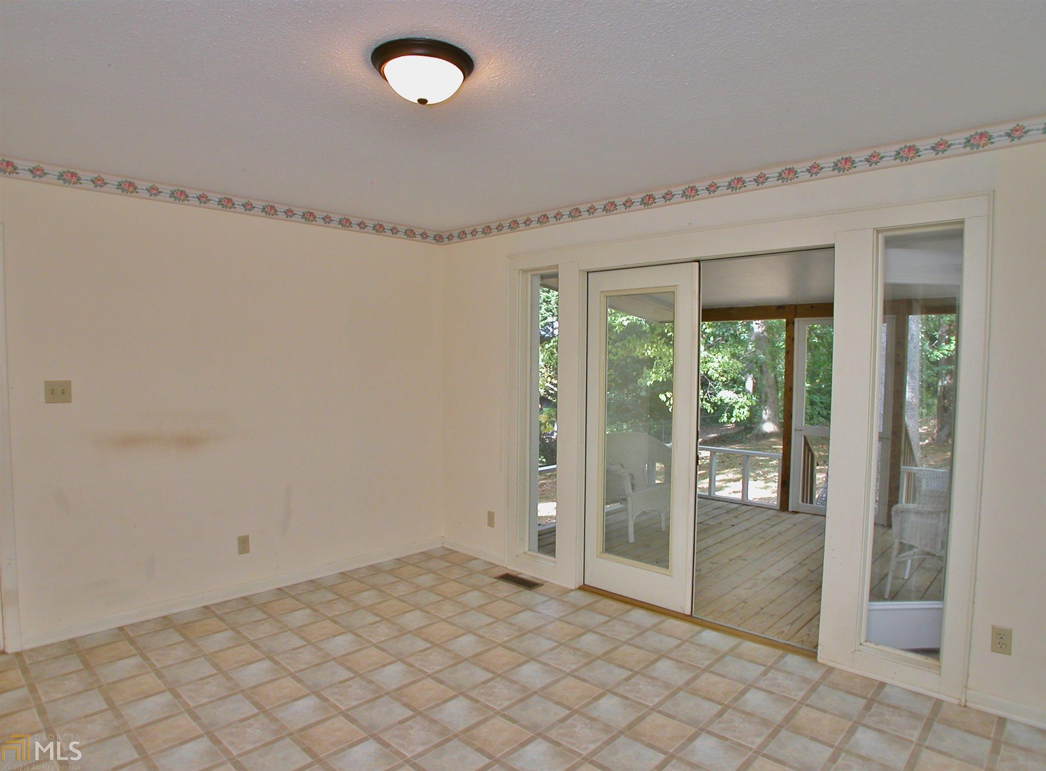 351 Chambers Ave, Cornelia, GA 30531 photo 10