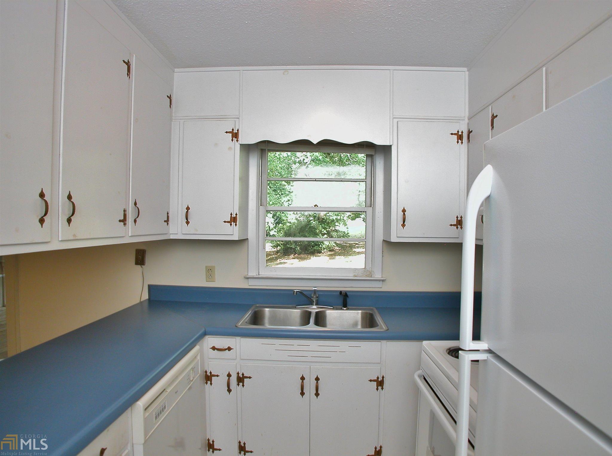 351 Chambers Ave, Cornelia, GA 30531 photo 8