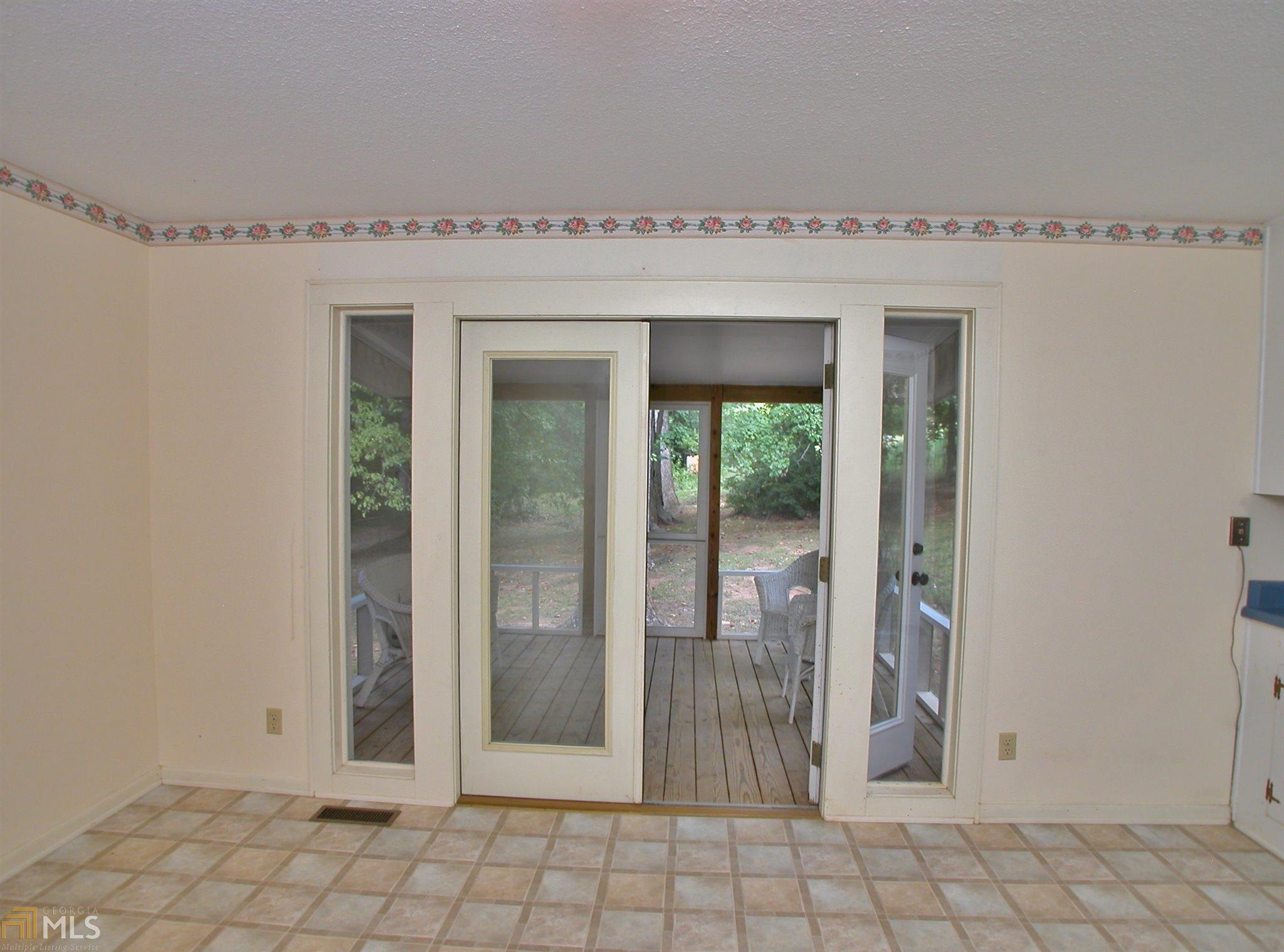351 Chambers Ave, Cornelia, GA 30531 photo 11