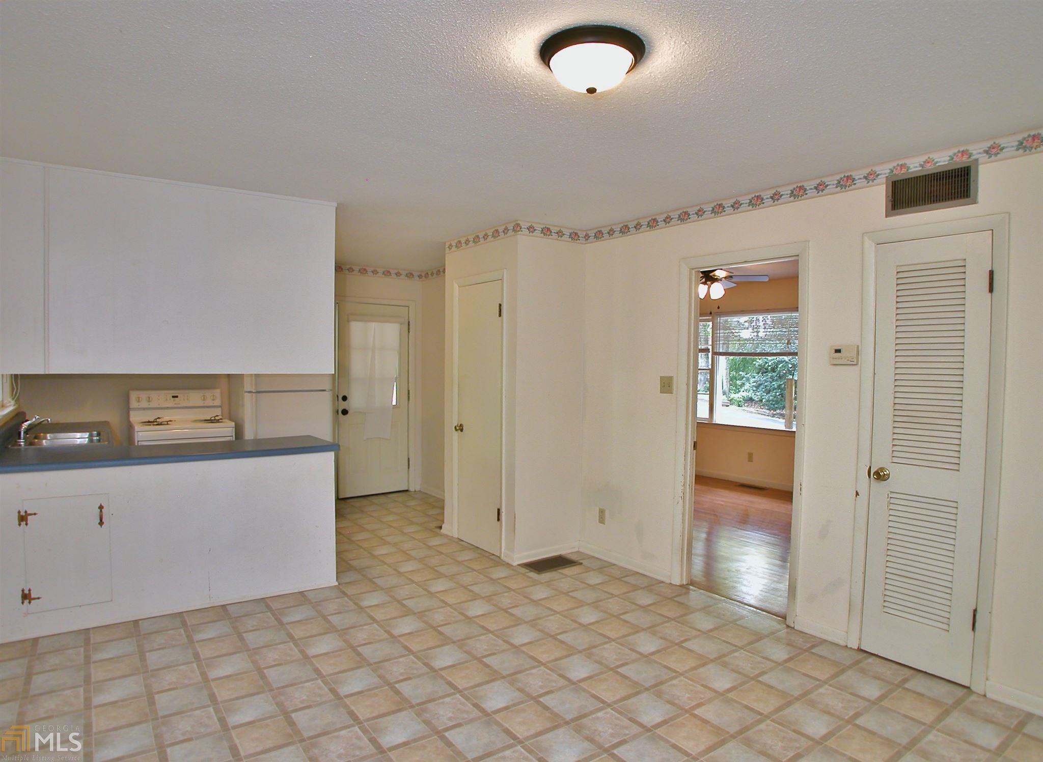 351 Chambers Ave, Cornelia, GA 30531 photo 6