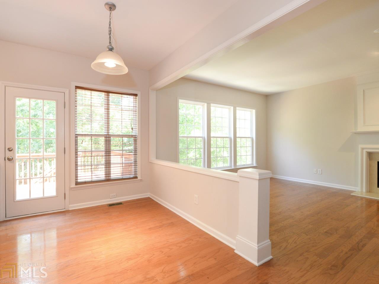 520 Hammersmith Dr, Suwanee, GA 30024 photo 8