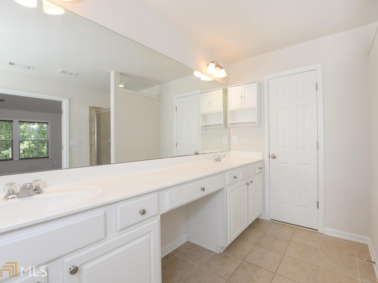 520 Hammersmith Dr, Suwanee, GA 30024 photo 16