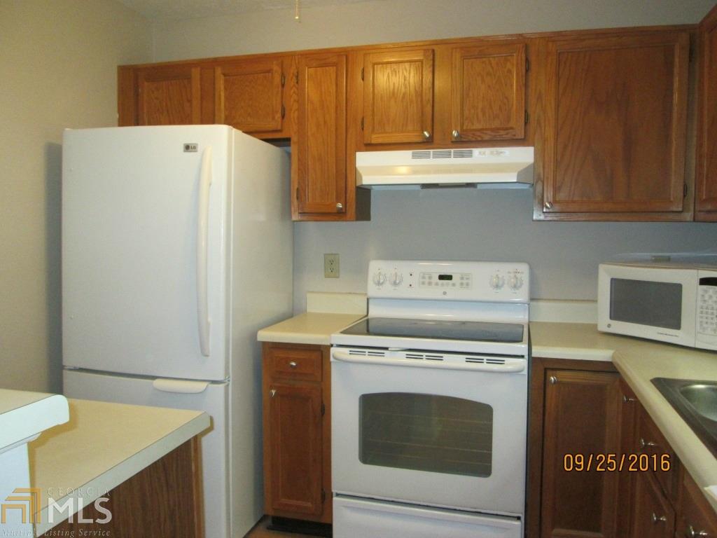 4140 Hackberry Cir, Duluth, GA 30096 photo 3