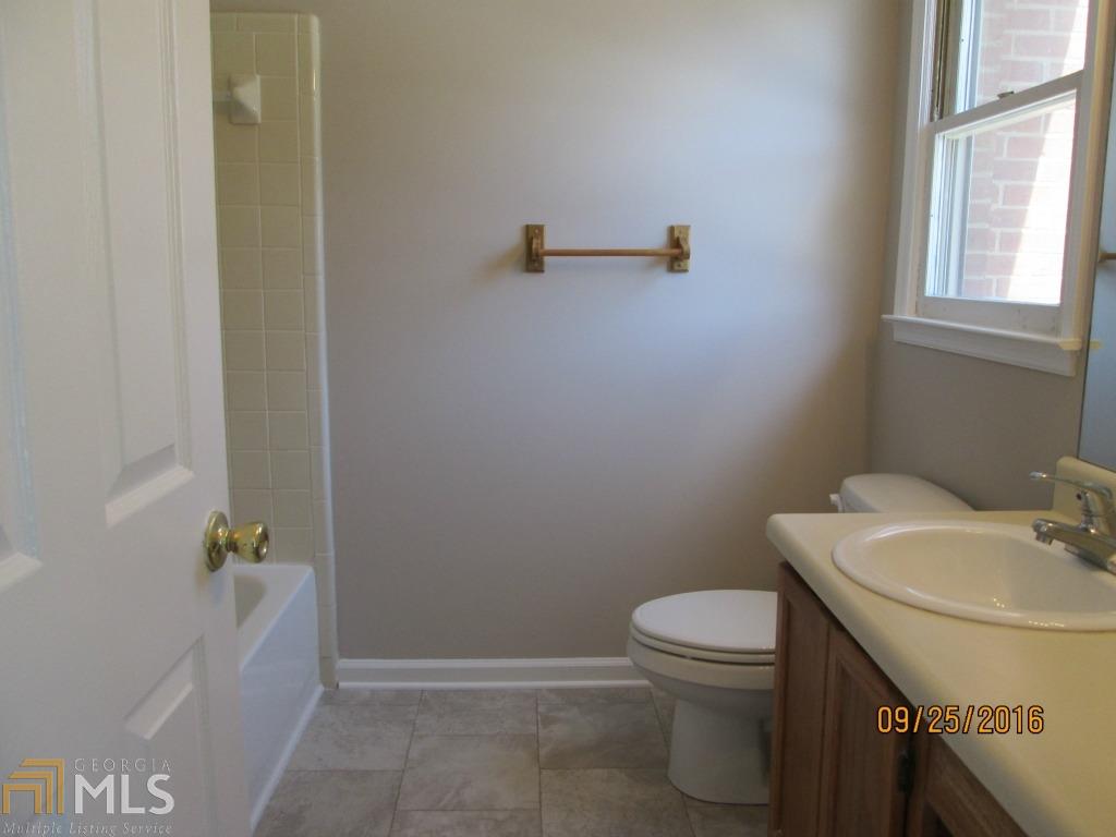 4140 Hackberry Cir, Duluth, GA 30096 photo 11