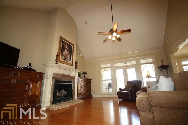 100 Canterbury Ct, Lagrange, GA 30241 photo 3