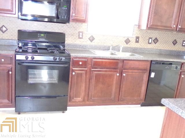 392 Othello Dr, Hampton, GA 30228 photo 17