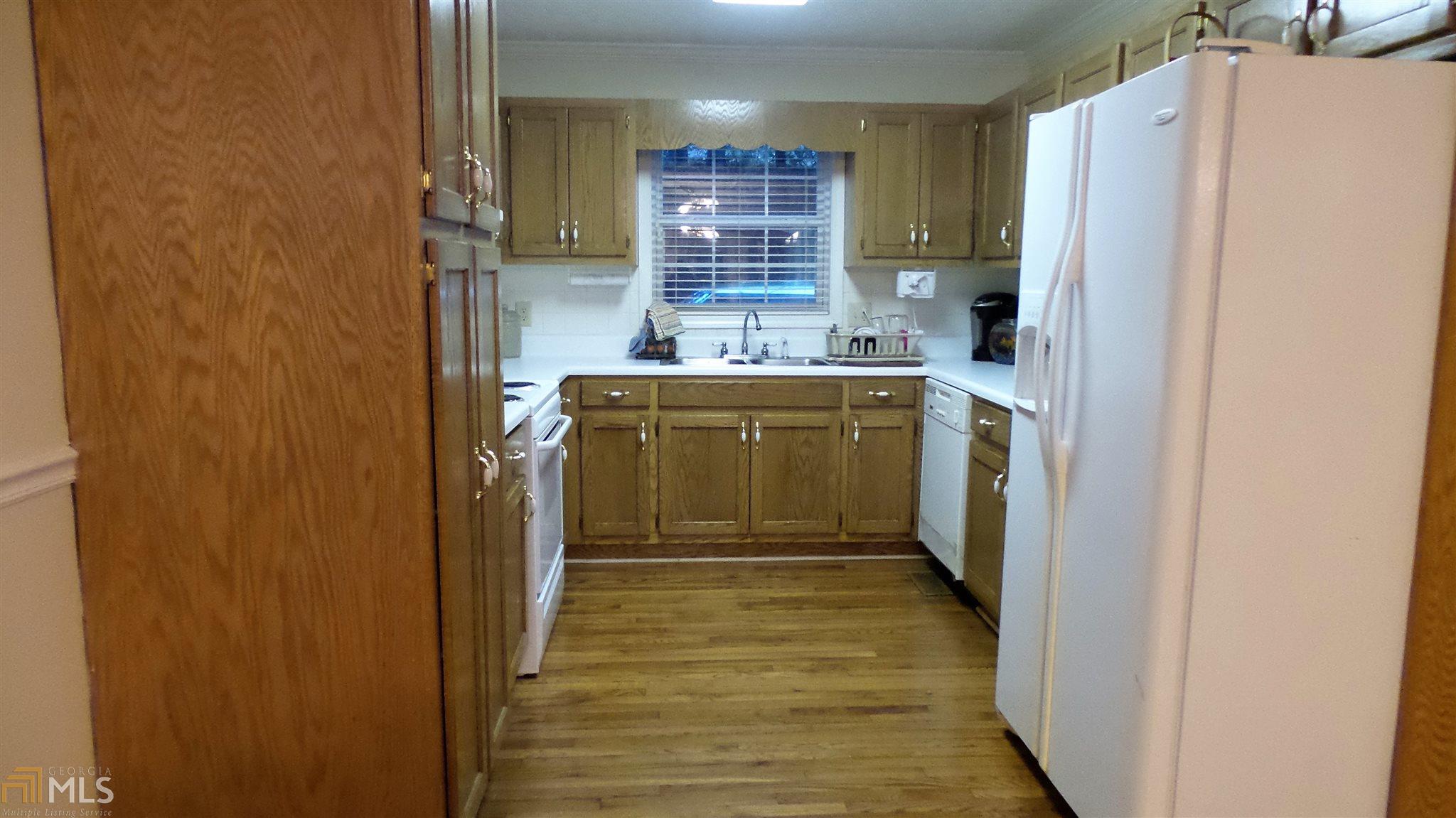 331 Modoc Dr, Cornelia, GA 30531 photo 5