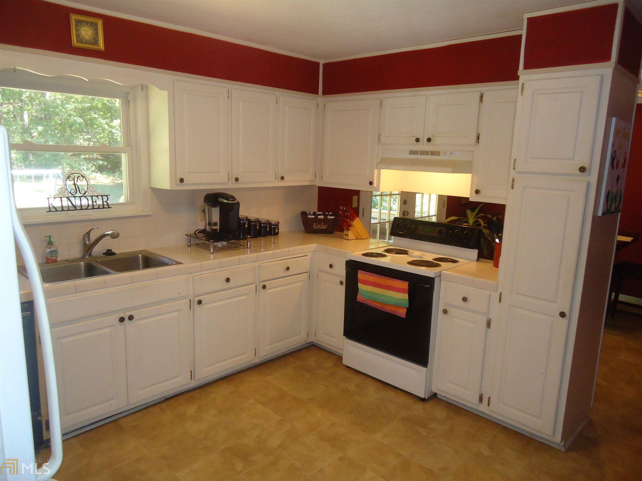 220 Pinehaven Dr, Lagrange, GA 30240 photo 5