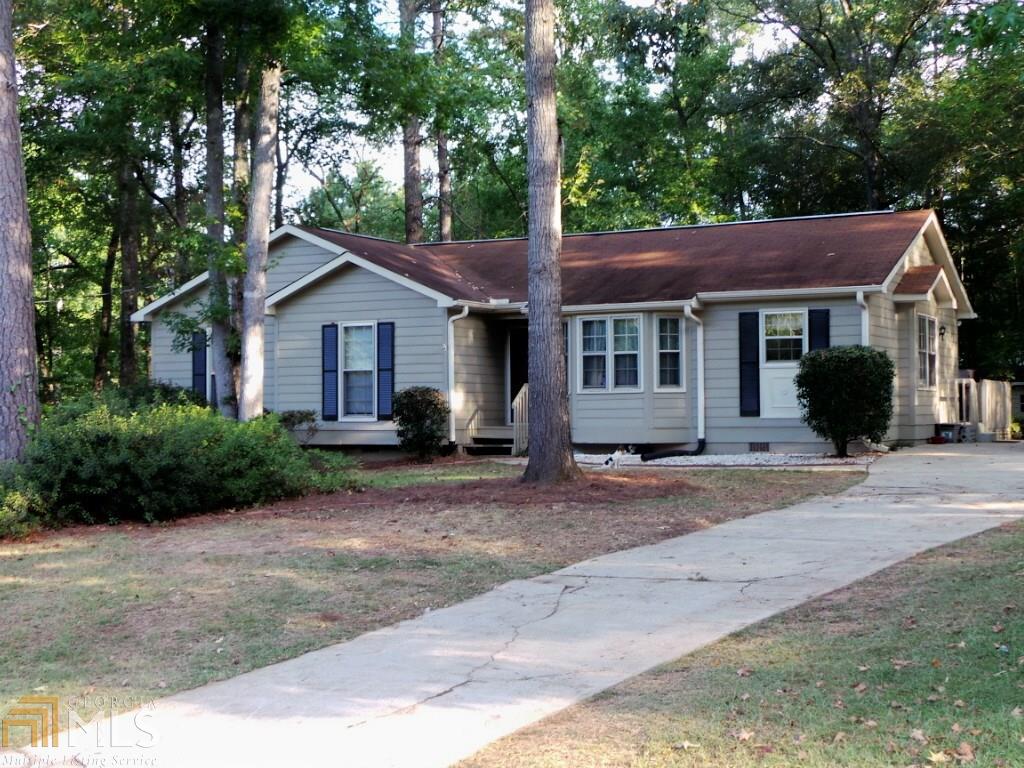 307 Cumberland Dr, Lagrange, GA 30240 photo 1