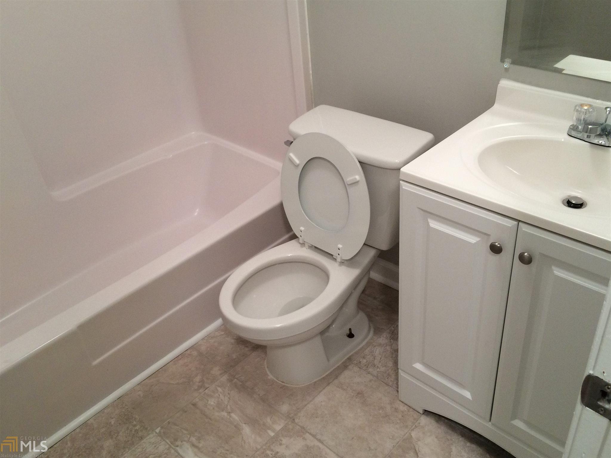 136 Short St, Jackson, GA 30233 photo 9