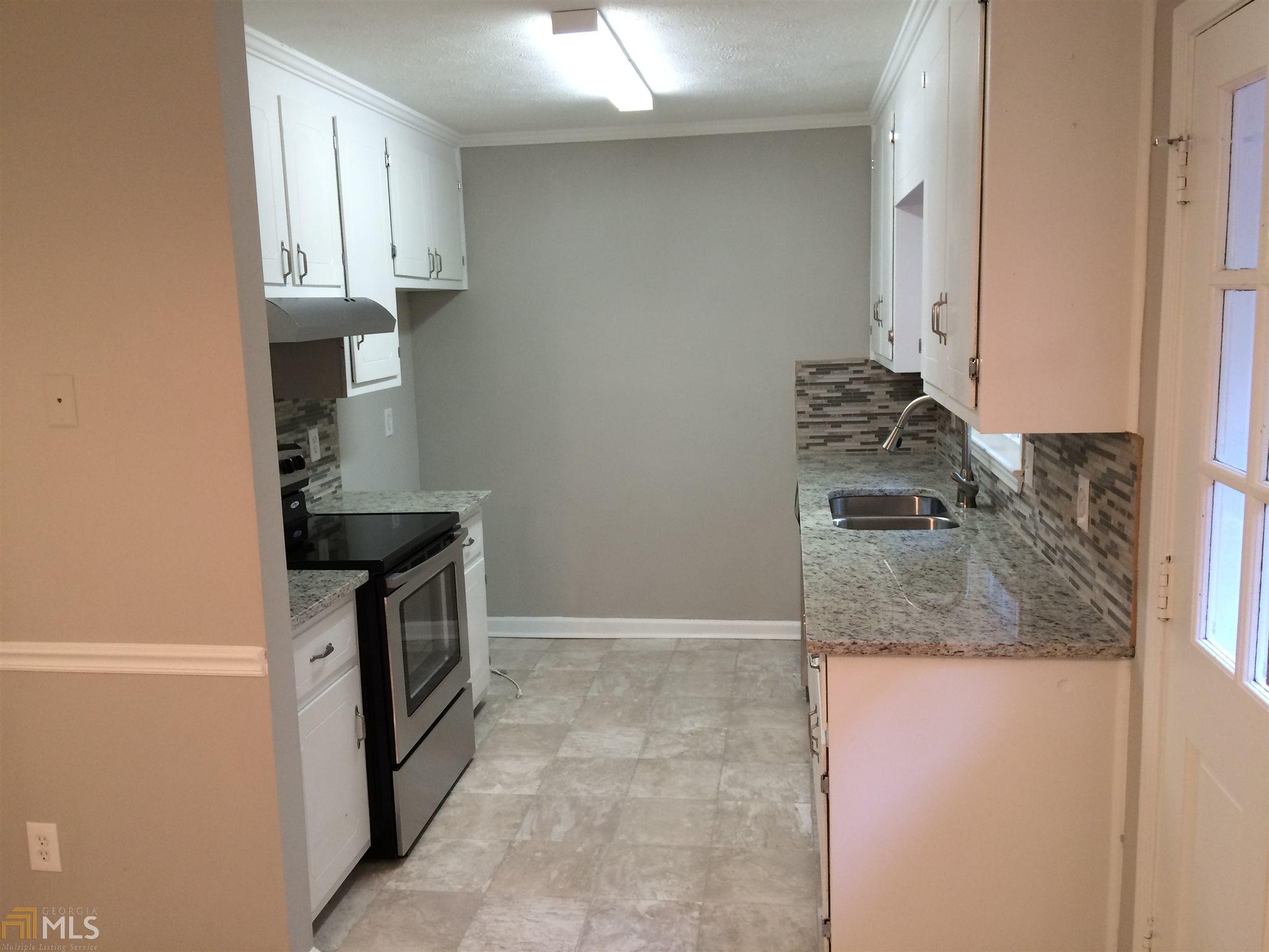 136 Short St, Jackson, GA 30233 photo 6