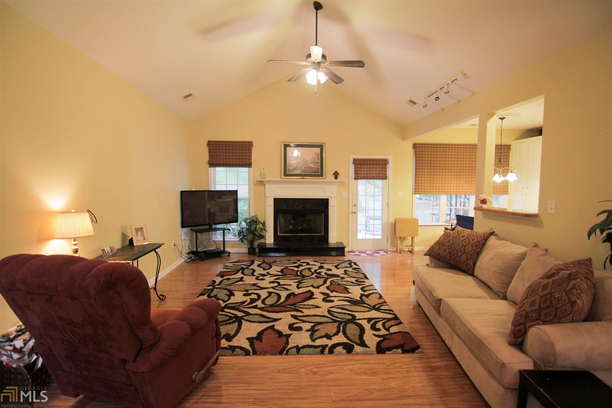 38 Kathleen Ct, Colbert, GA 30628 photo 3