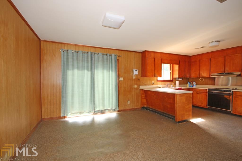 310 Davis Dr, Centerville, GA 31028 photo 9