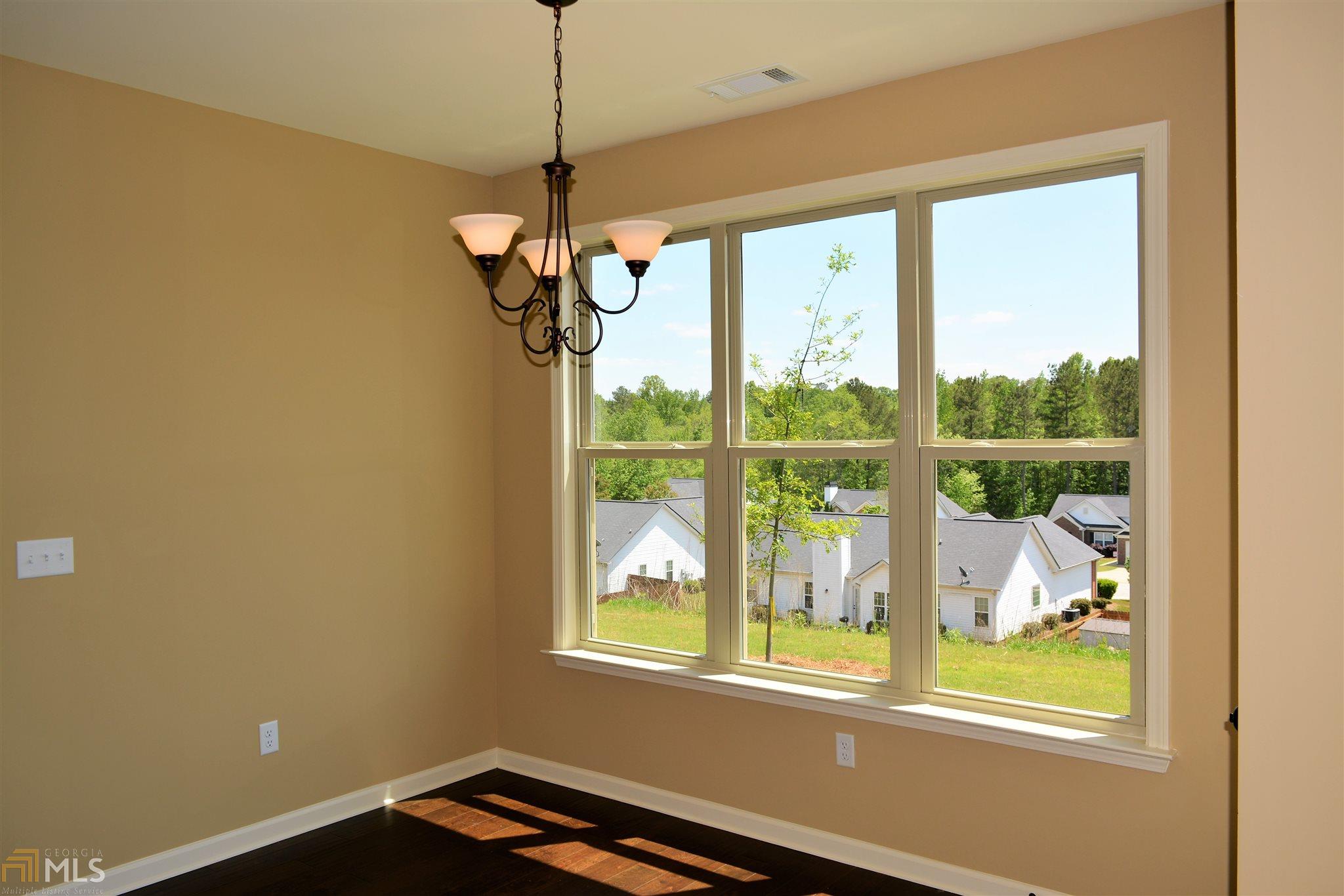 213 N Pointe Dr, Lagrange, GA 30241 photo 10