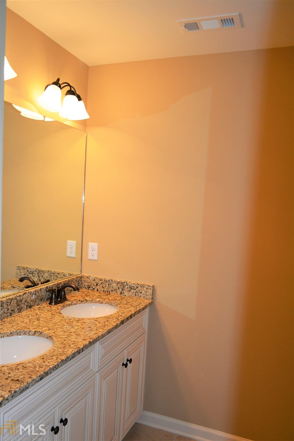 213 N Pointe Dr, Lagrange, GA 30241 photo 31