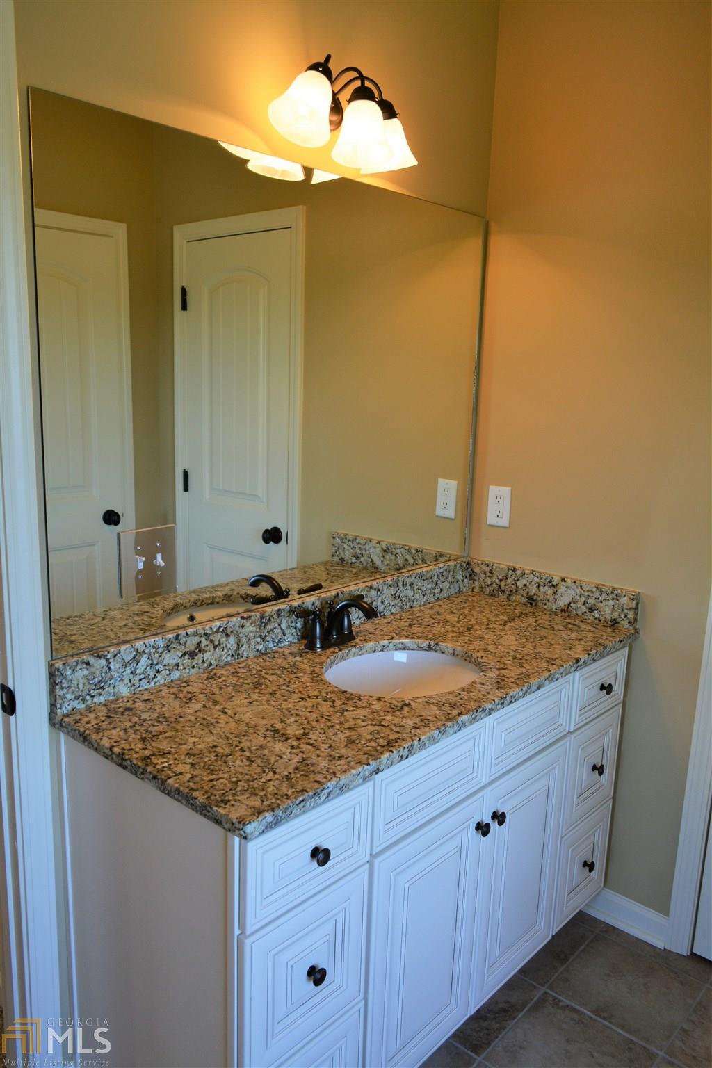 213 N Pointe Dr, Lagrange, GA 30241 photo 19