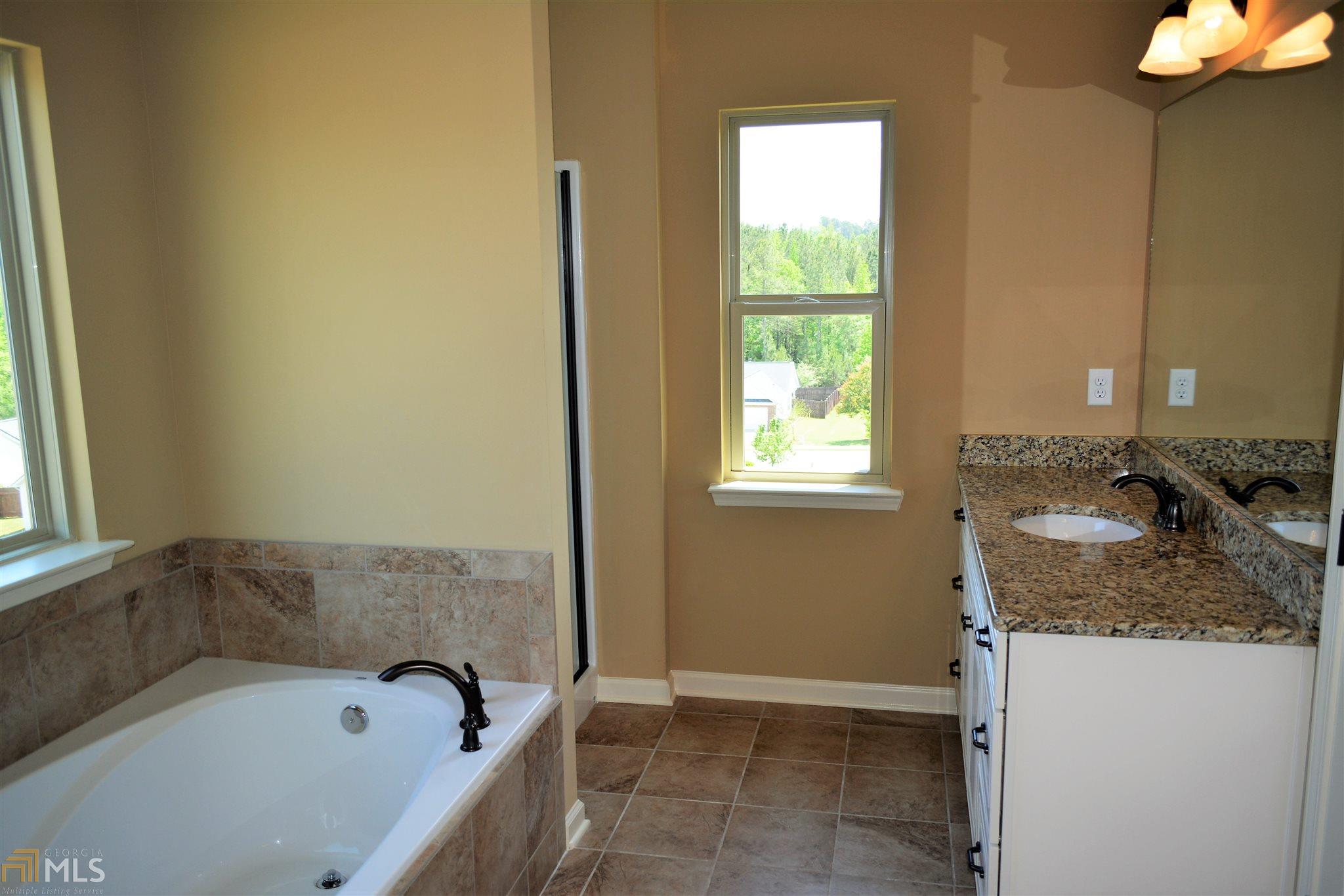 213 N Pointe Dr, Lagrange, GA 30241 photo 23