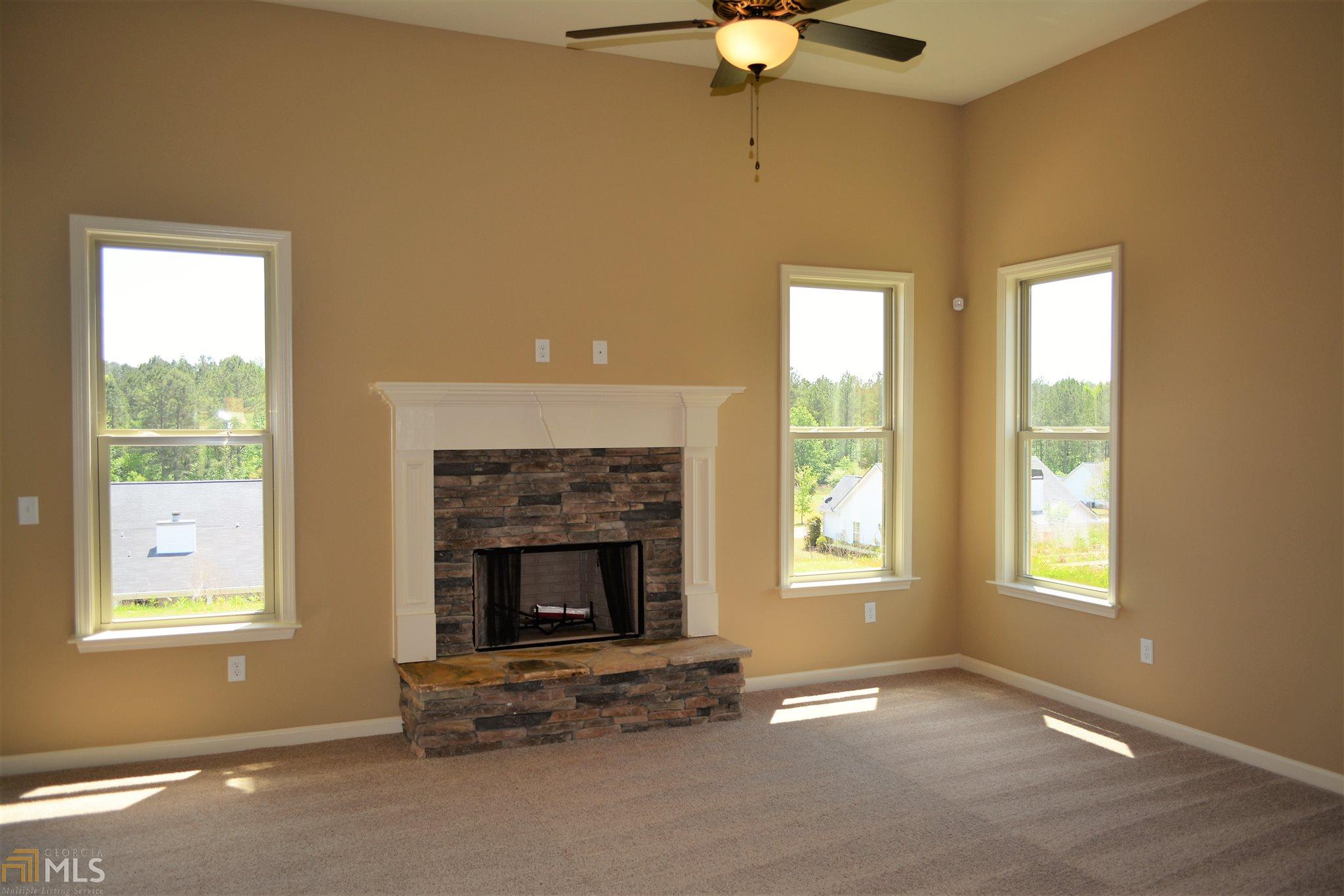 213 N Pointe Dr, Lagrange, GA 30241 photo 14