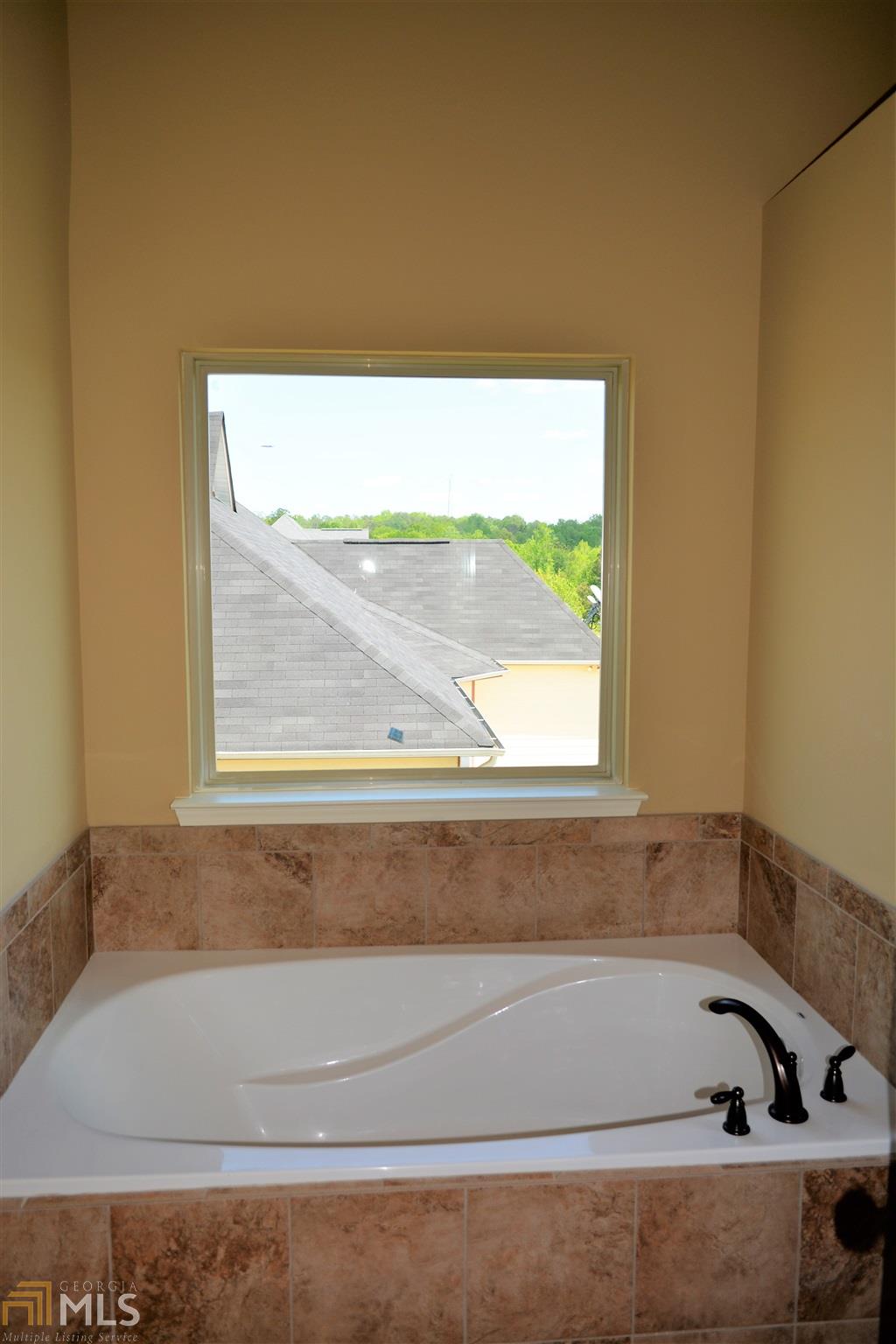 213 N Pointe Dr, Lagrange, GA 30241 photo 18