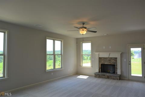 301 Phipps Dr, Lagrange, GA 30241 photo 4