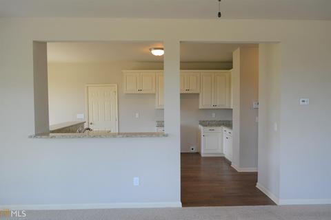 301 Phipps Dr, Lagrange, GA 30241 photo 6