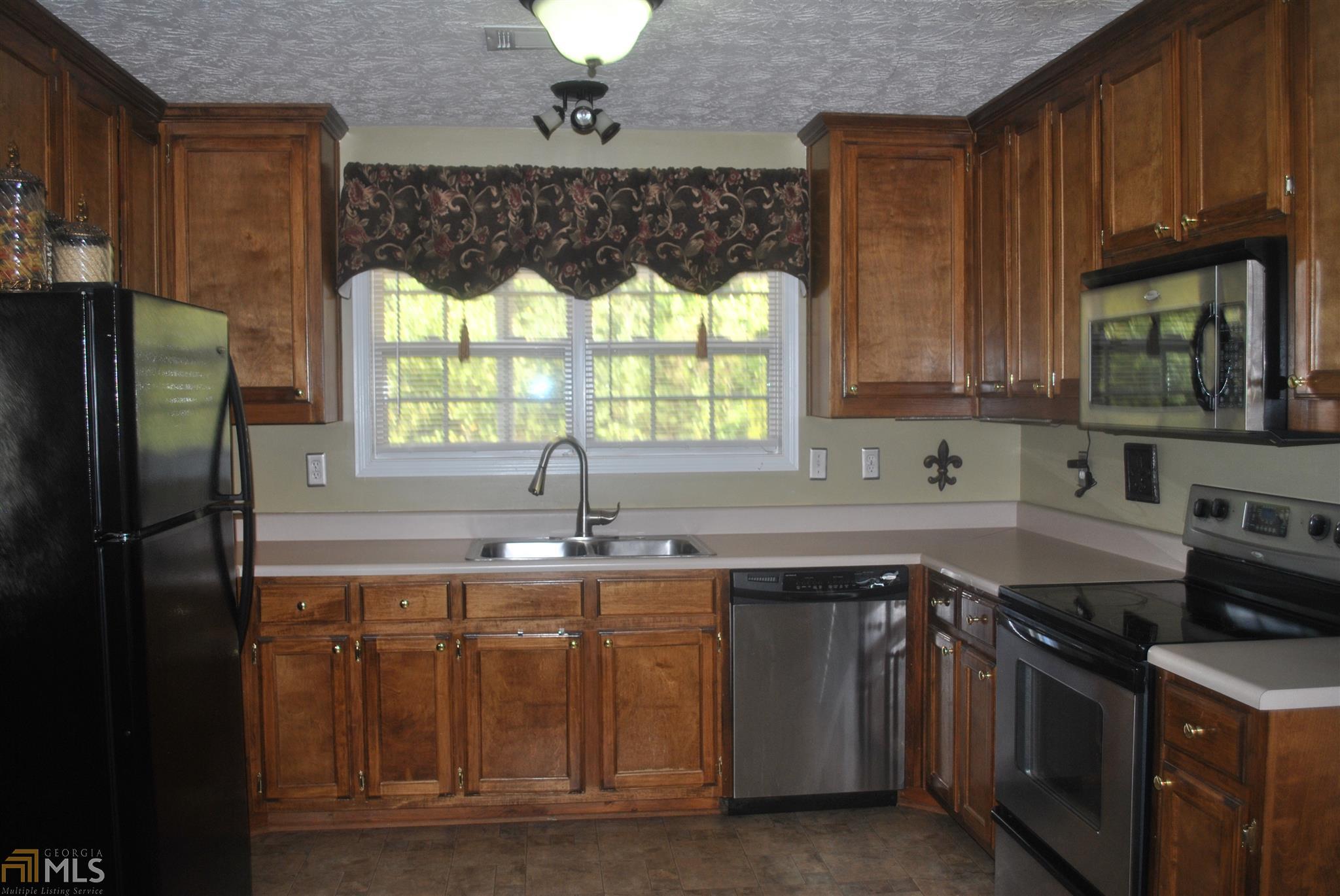 292 Bradberry, Commerce, GA 30529 photo 4