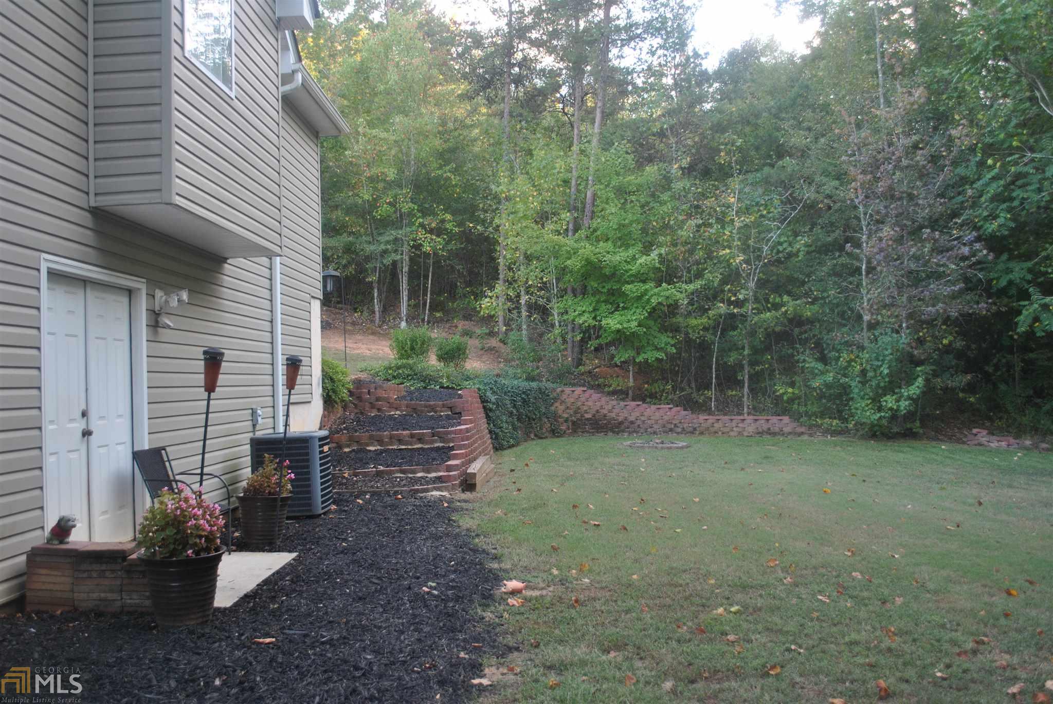 292 Bradberry, Commerce, GA 30529 photo 2