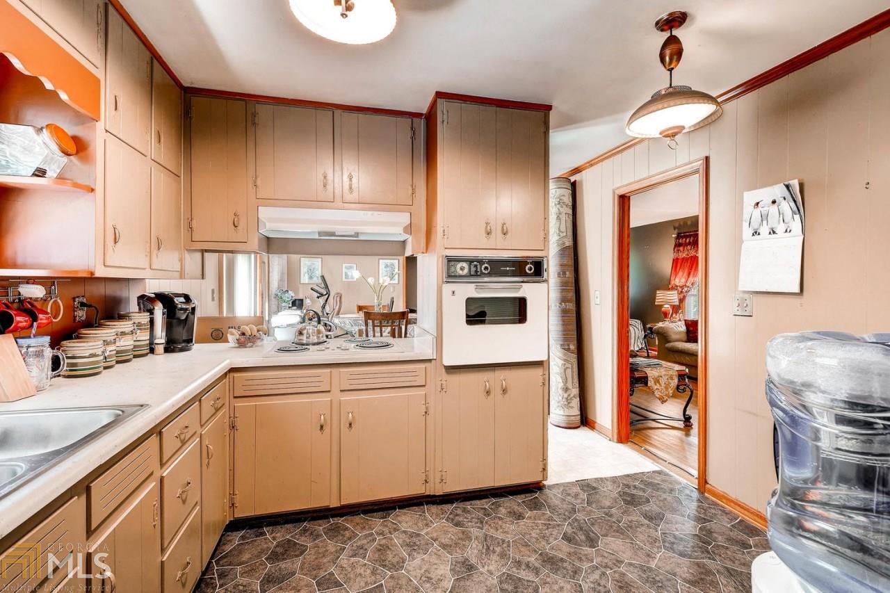 6121 Twilight Trl, Morrow, GA 30260 photo 6