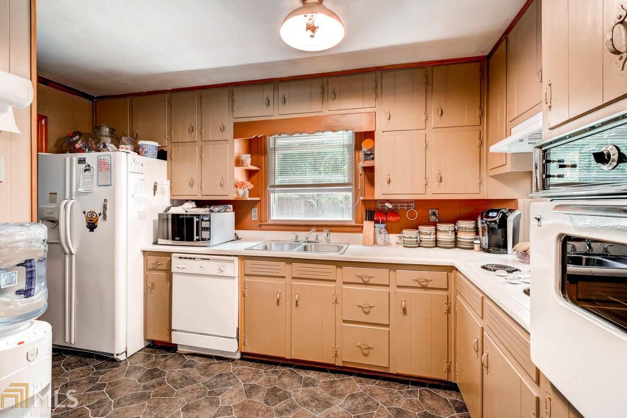 6121 Twilight Trl, Morrow, GA 30260 photo 7