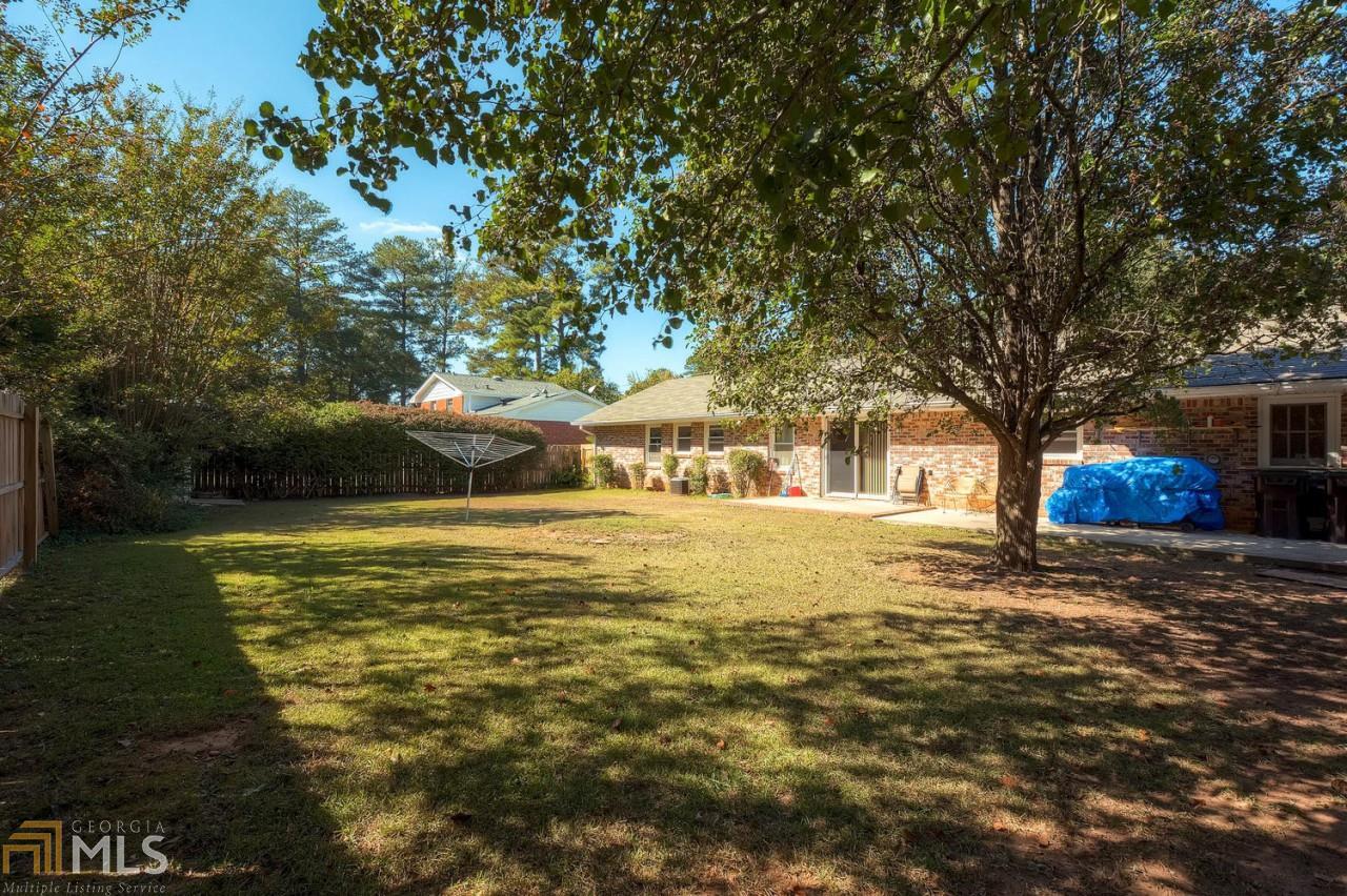 6121 Twilight Trl, Morrow, GA 30260 photo 2