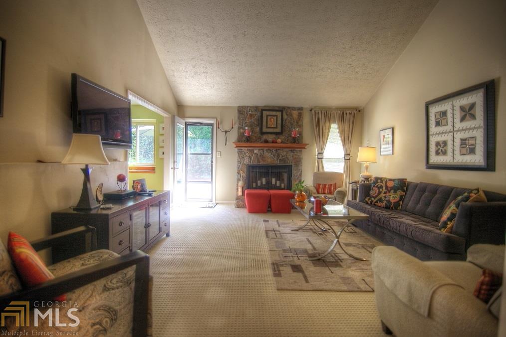 4620 Bush Rd, Peachtree Corners, GA 30096 photo 3