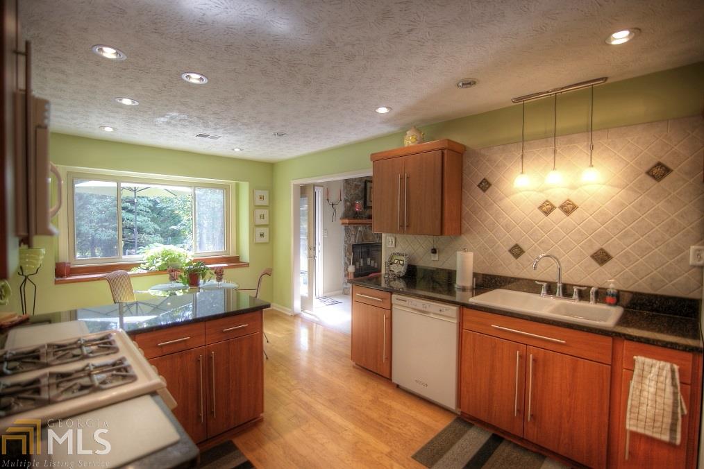 4620 Bush Rd, Peachtree Corners, GA 30096 photo 9