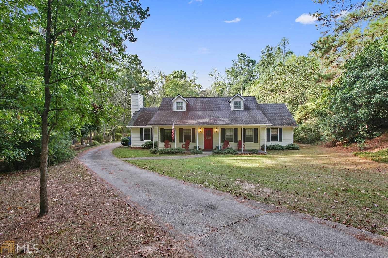 405 Michael Rd, Tyrone, GA 30290 photo 2